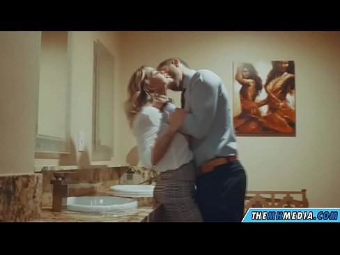❤️ Калі грудастая бландынка спакушае цябе ў грамадскім туалете Порна fb у нас be.com-porn-mz.ru ❌️❤
